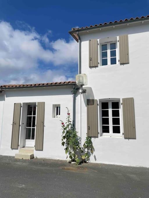 Maison De Vacances La Flotte 00491Ui Dış mekan fotoğraf